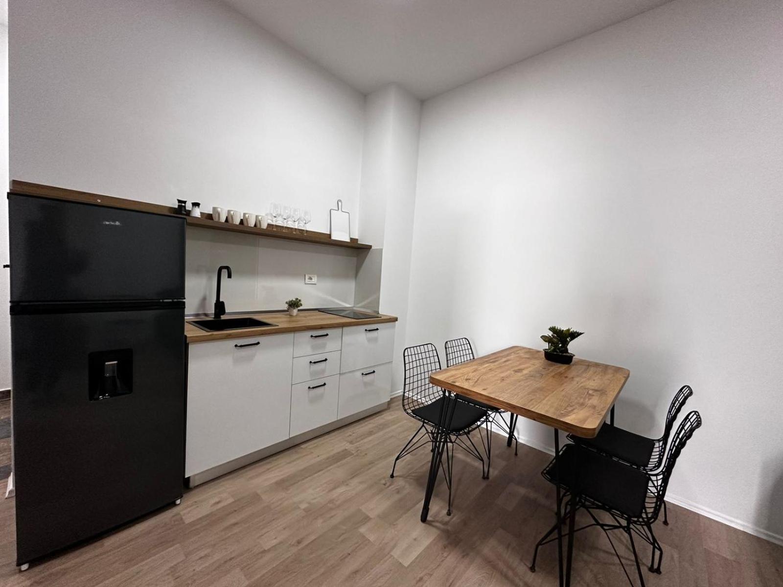 Cactus Apartments ドゥラス エクステリア 写真